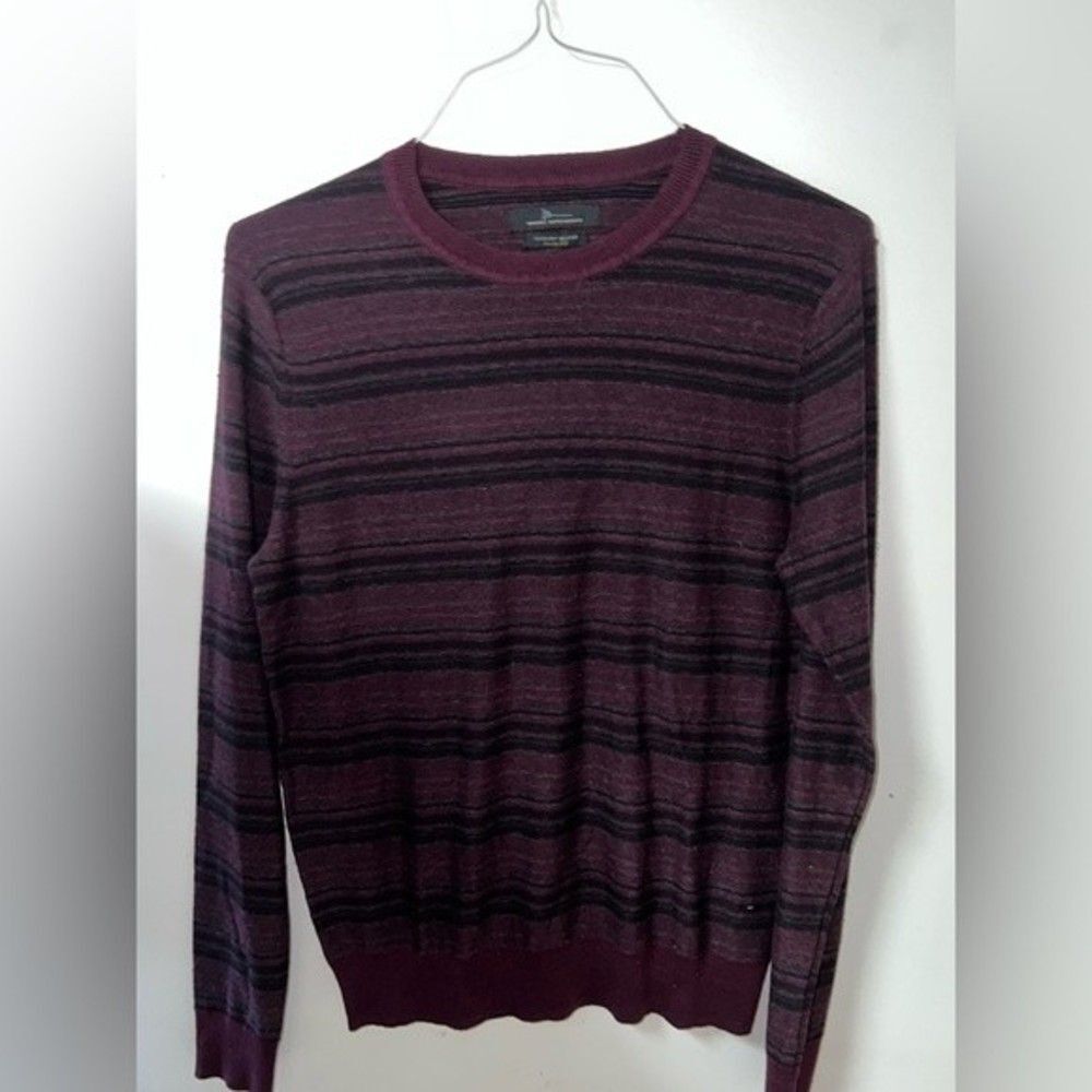 Marc Anthony Slim Fit Sweater Size small